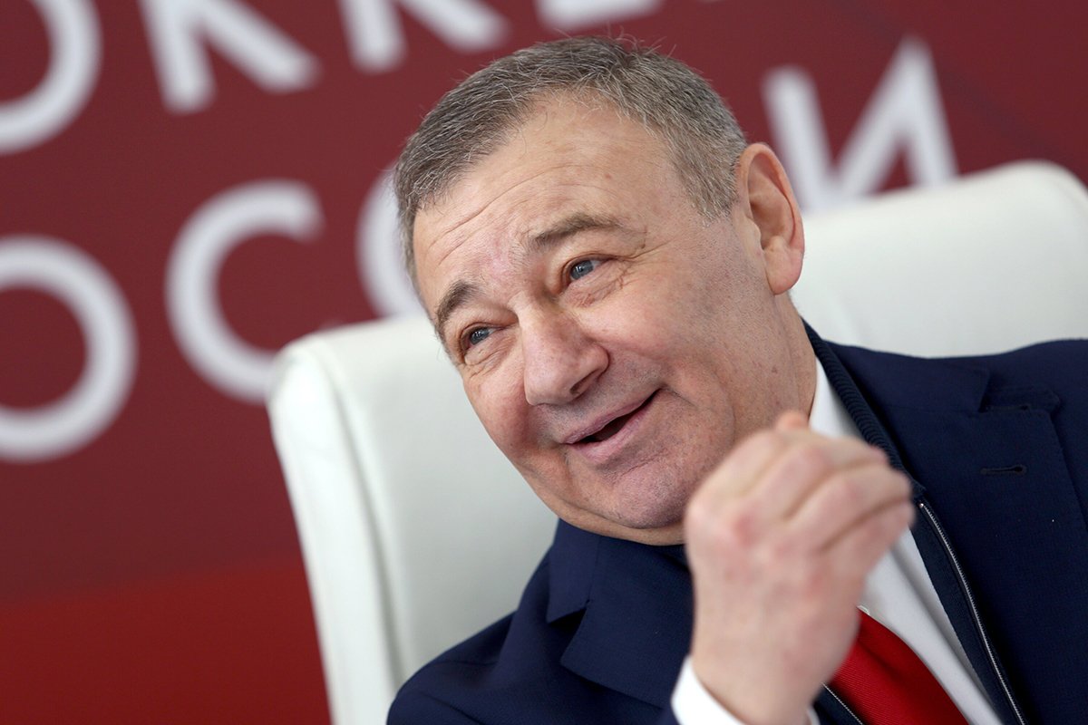 Бизнесмен Аркадий Ротенберг во время отчетно-выборной конференции Федерации хоккея России (ФХР), 12 апреля 2018 года . Фото: Кирилл Зыков / Агентство &laquo;Москва&raquo; ruidzridtidrkkmp